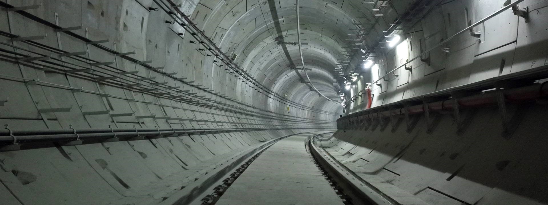 Metro Rail in Mumbai- L&T Construction