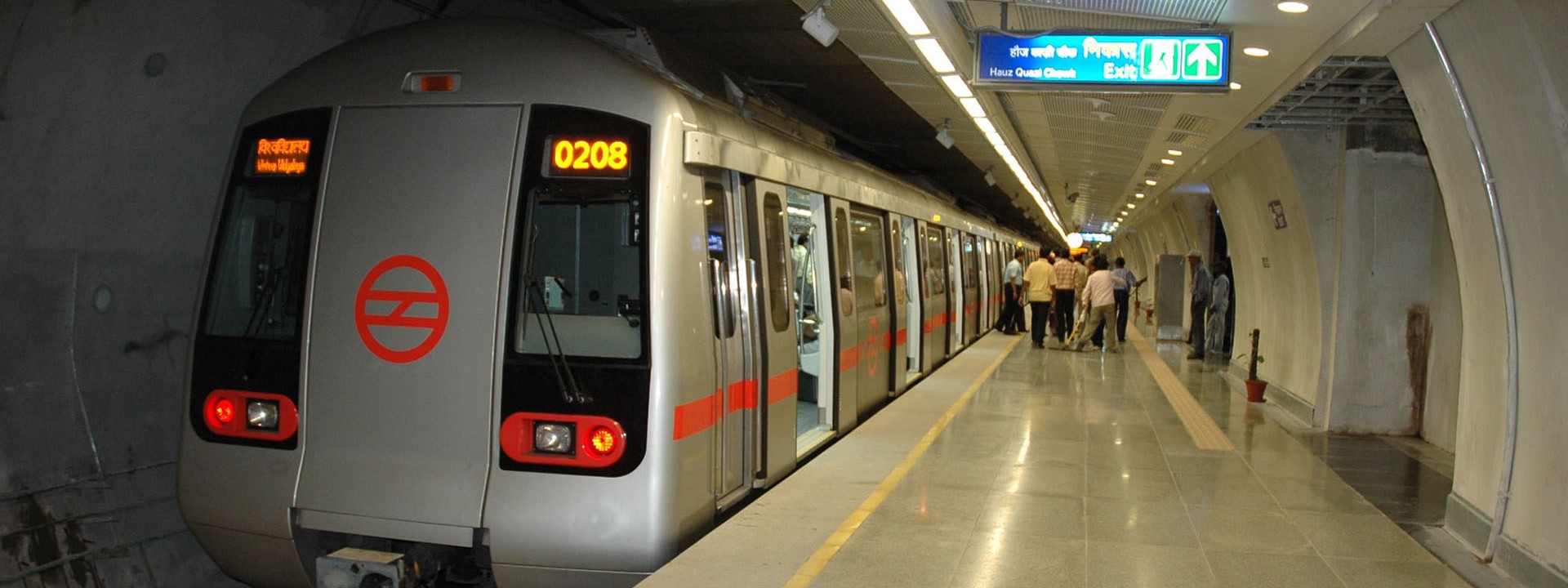 Metro Rail in Delhi- L&T Construction